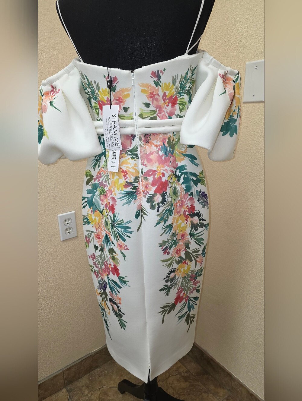 Off The Shoulder White Dress w/ Floral Print - Picture 3 of 13
